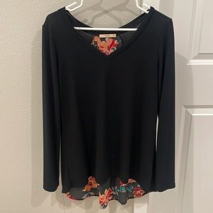 Stitch Fix Floral top - worn 3x! Excellent Condition.